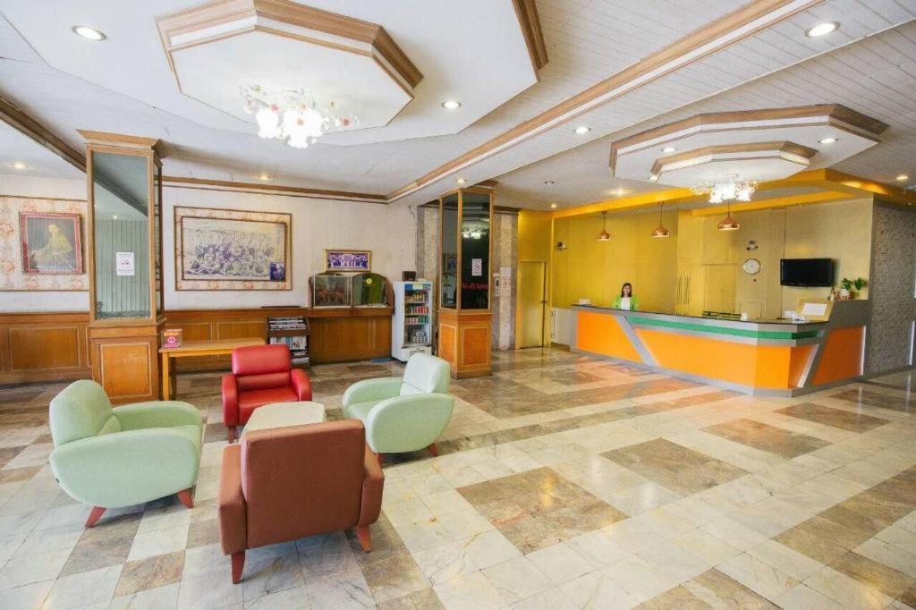 Lake Inn Hotel Songkhla Extérieur photo